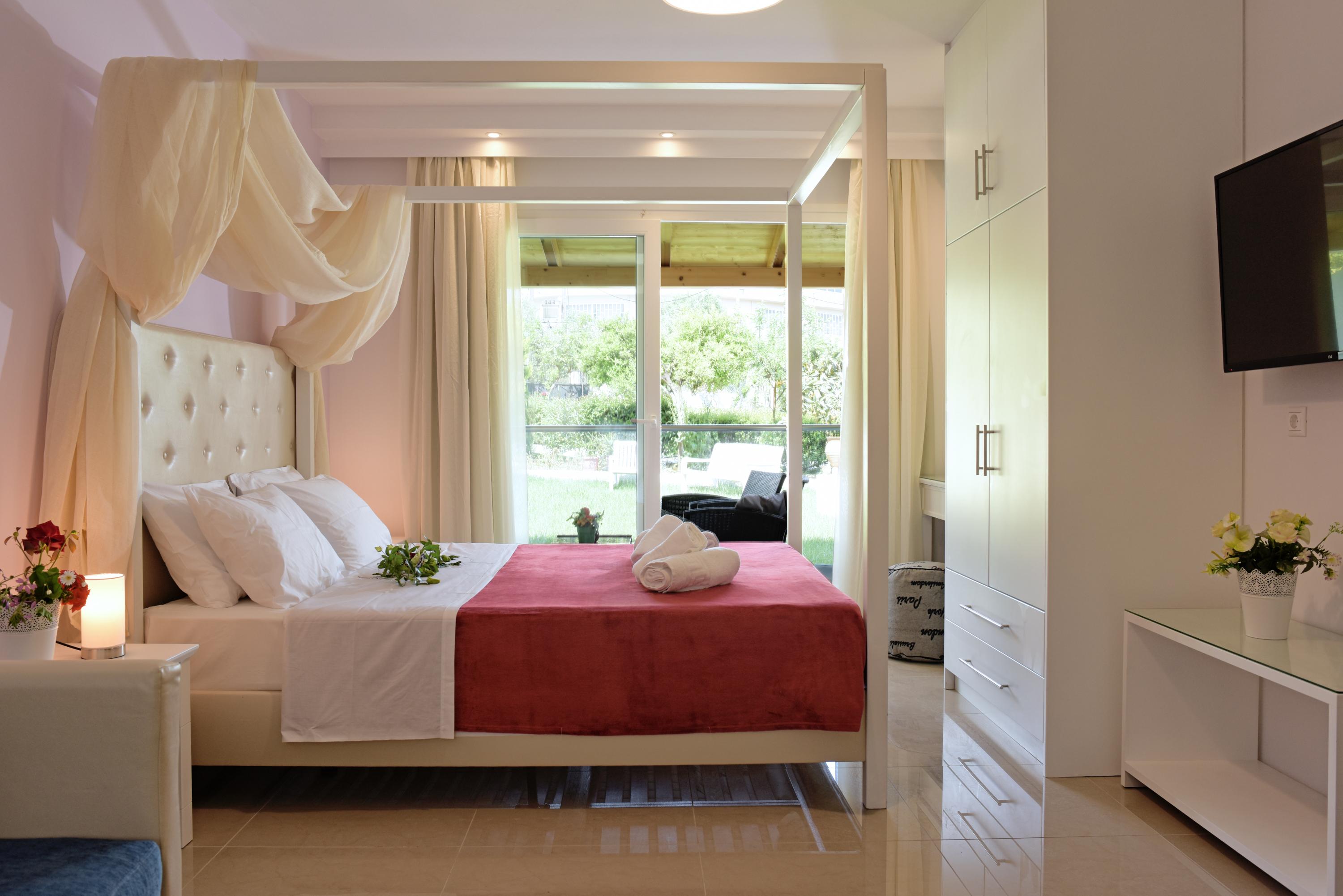 Palapart Gikas Suites And Studios 고우비아 외부 사진