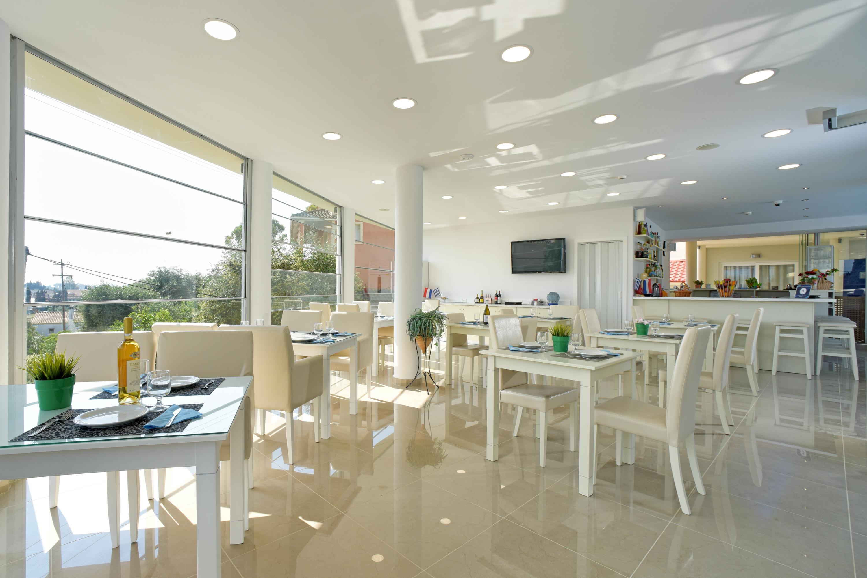 Palapart Gikas Suites And Studios 고우비아 외부 사진