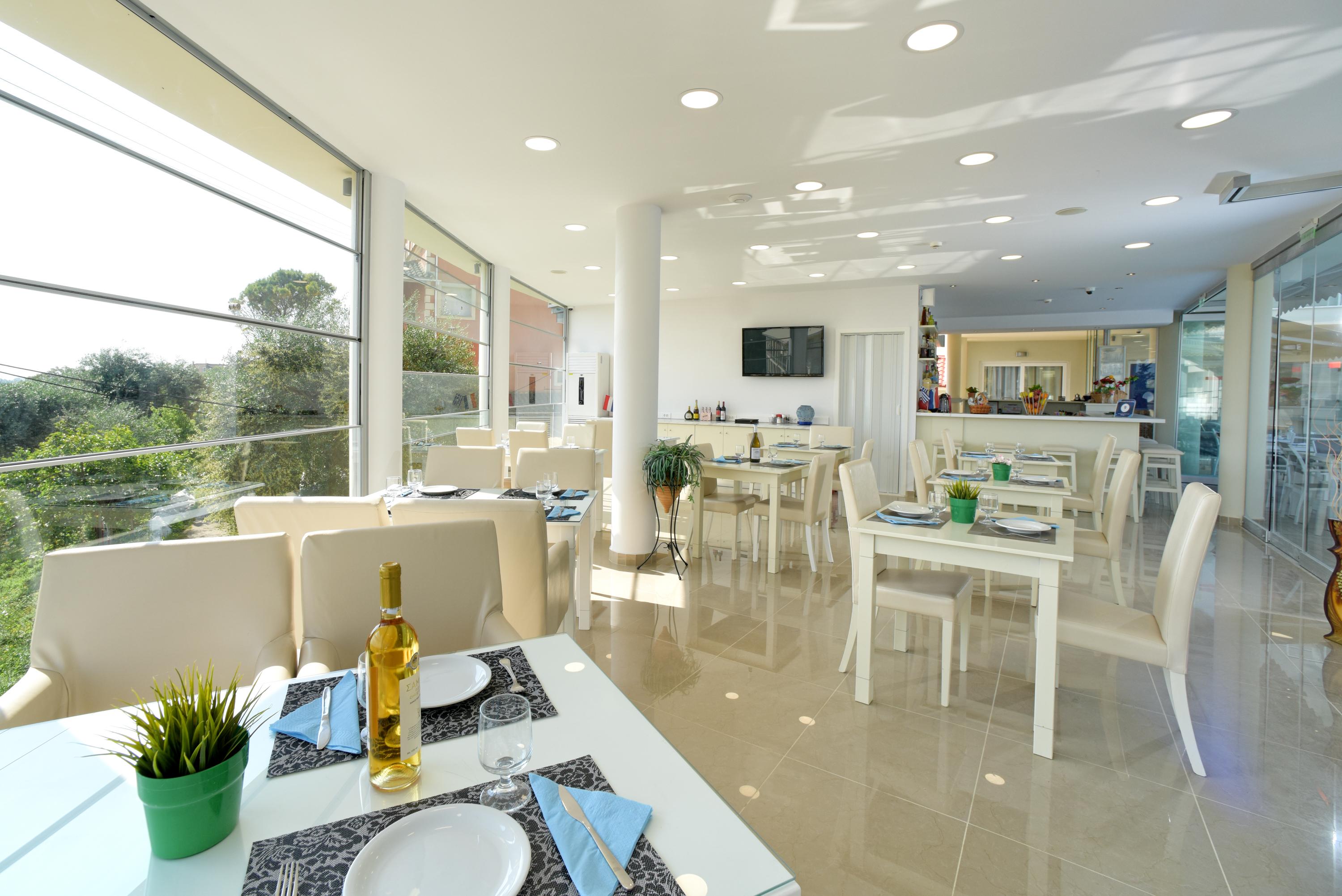 Palapart Gikas Suites And Studios 고우비아 외부 사진