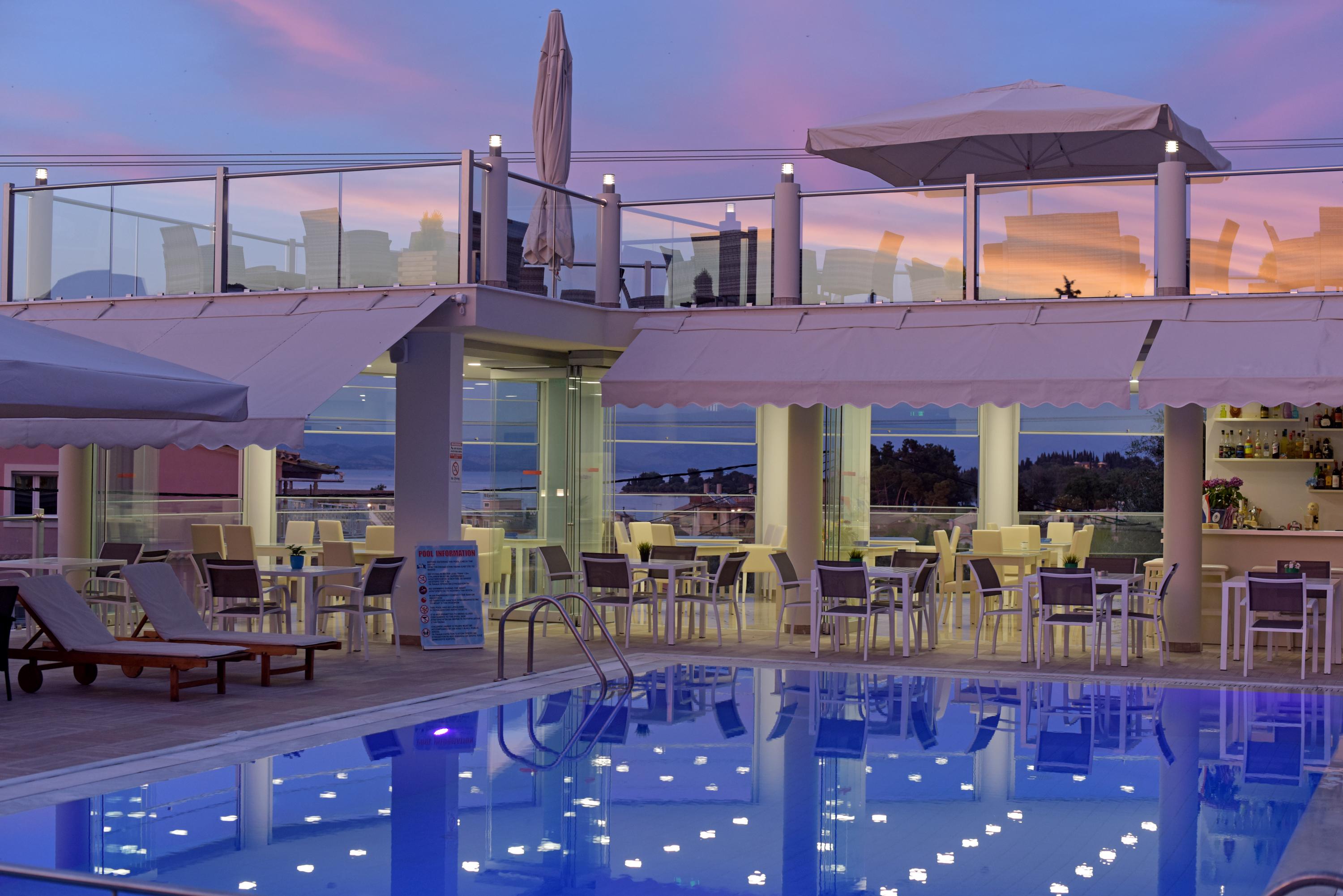 Palapart Gikas Suites And Studios 고우비아 외부 사진