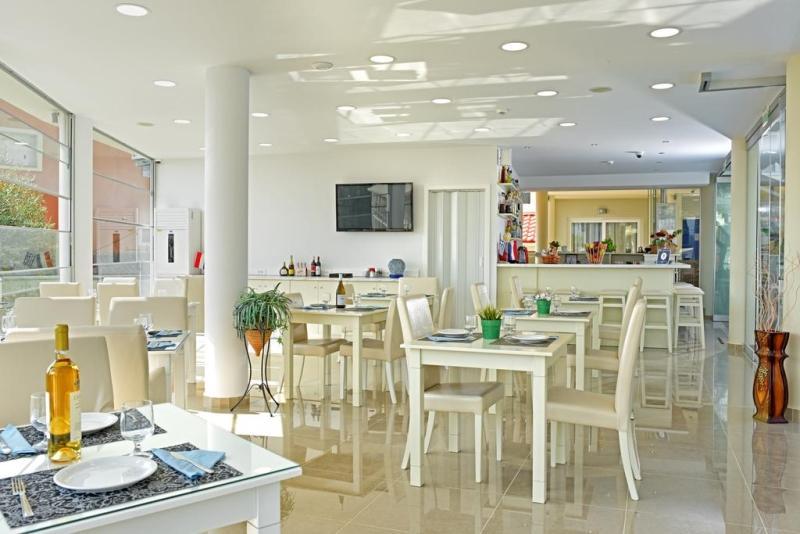 Palapart Gikas Suites And Studios 고우비아 외부 사진